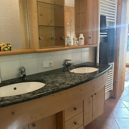 Wellnessalmhaus Дом отдыха