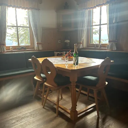 Wellnessalmhaus Дом отдыха *