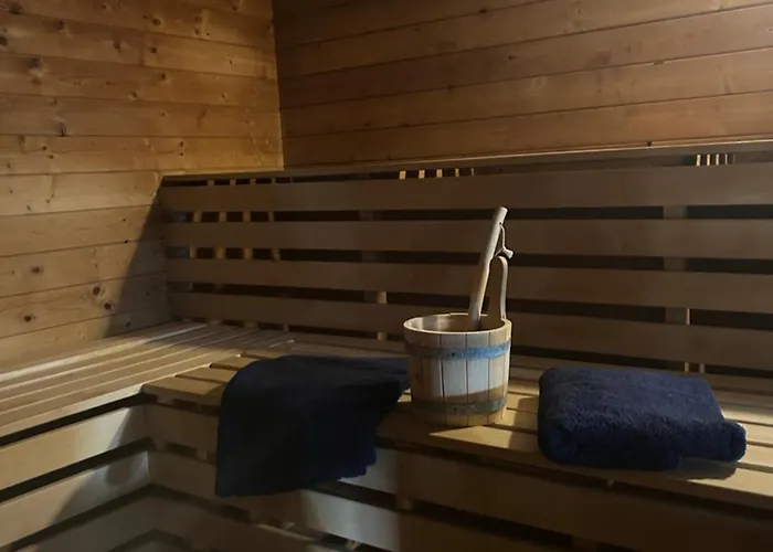 Semesterbostad Wellnessalmhaus